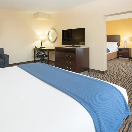 Holiday Inn Express & Suites Denver North - Thornton By Ihg